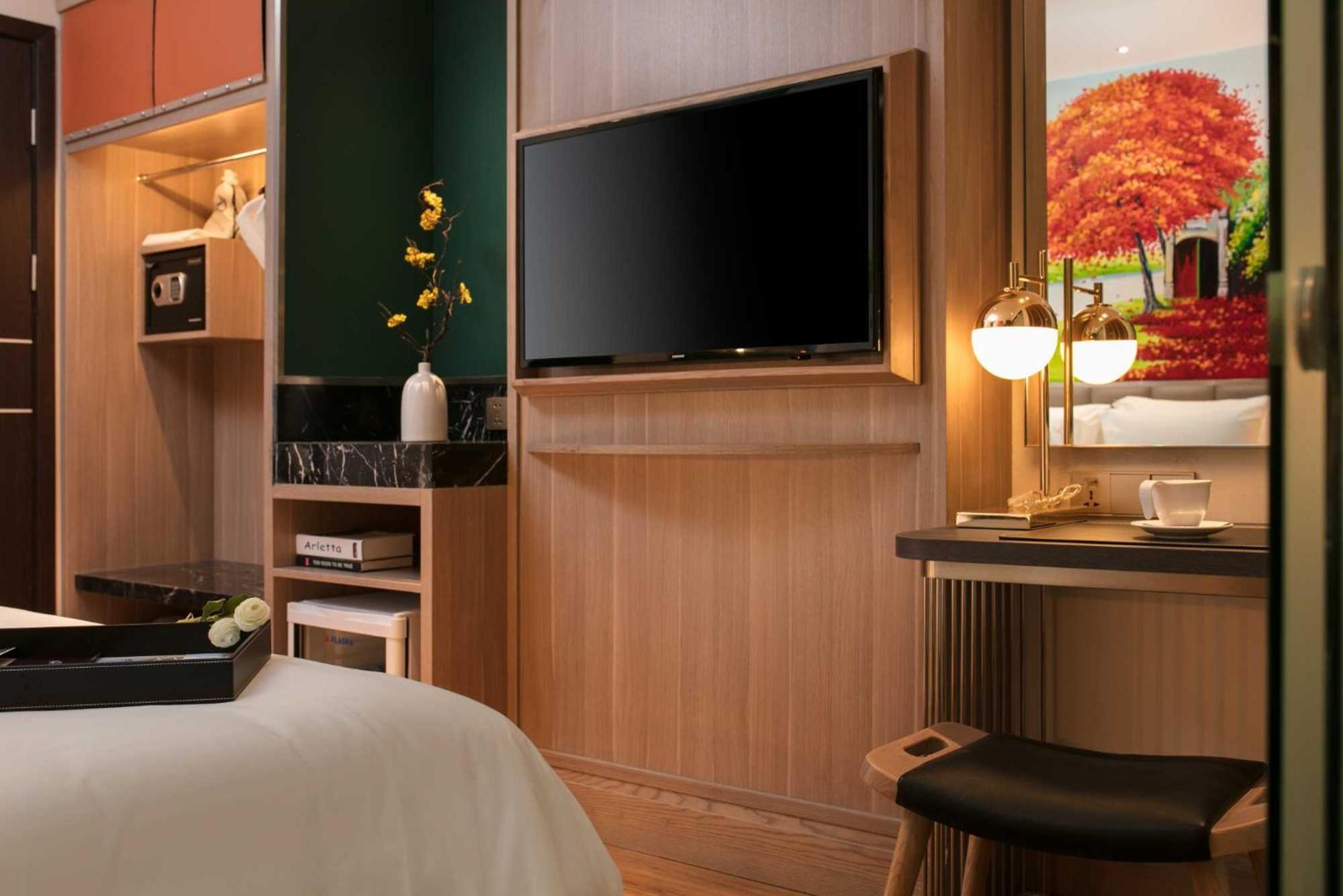 Aurora Premium Hotel&Spa Hanoj Exteriér fotografie
